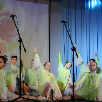 Концерт “Весенний комплимент” посвященный международному женскому дню. 08.03.2026г.